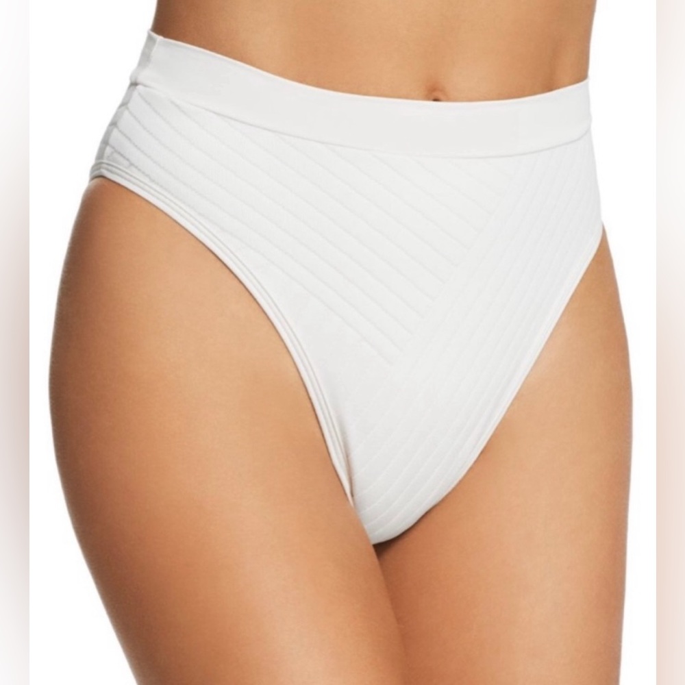 L*Space Bikini Frenchi bitsy bottom textured cream - medium